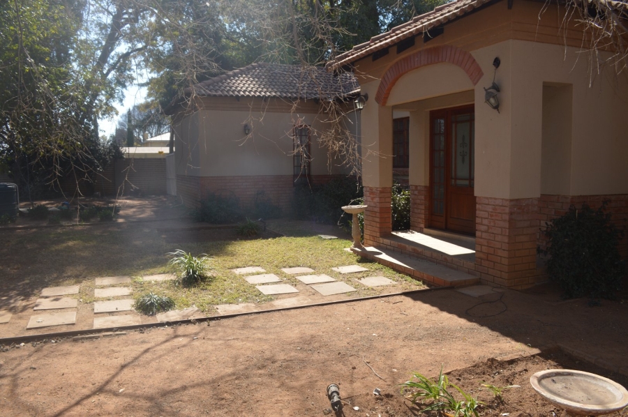 5 Bedroom Property for Sale in Irene Park North West